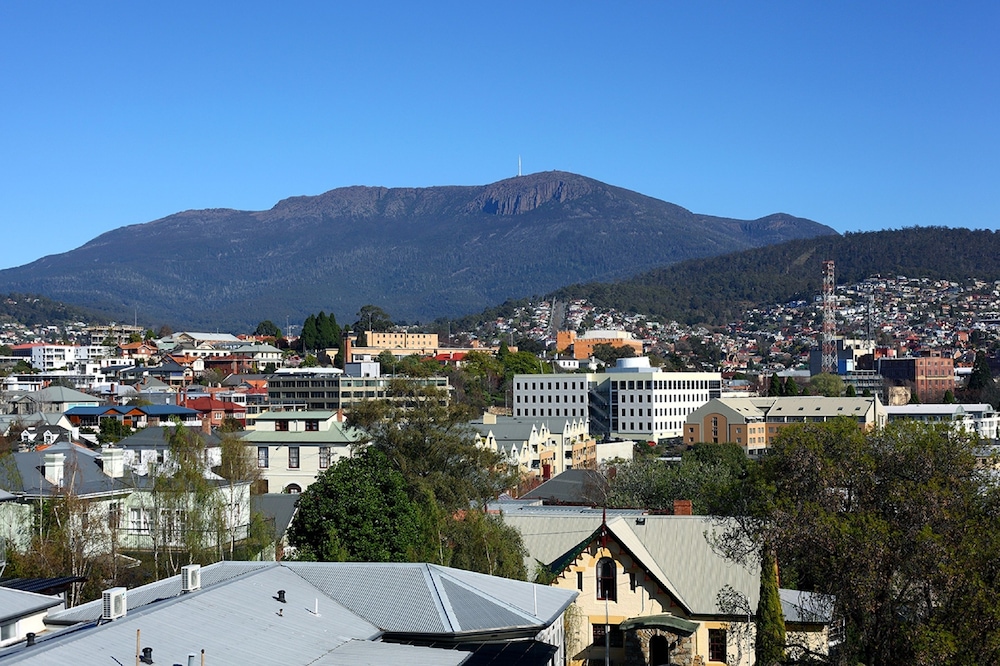 Lenna of Hobart 61/68