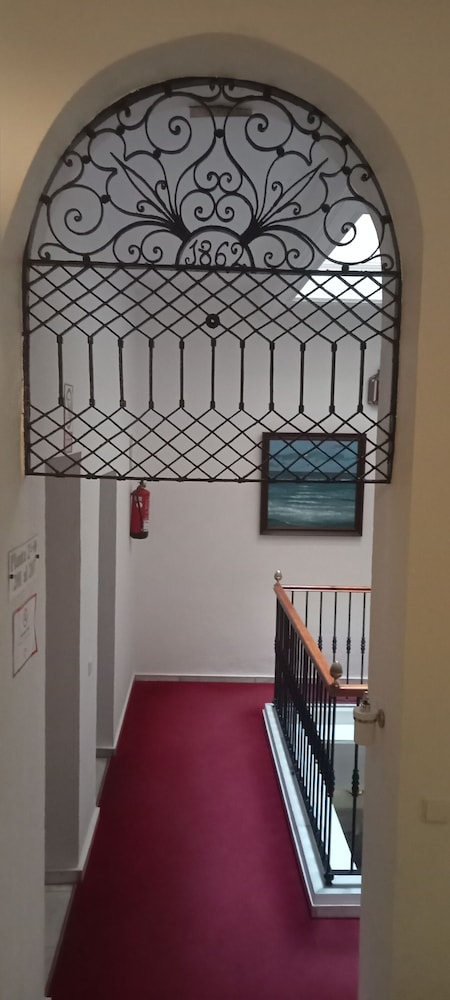Hostal Bahía 10/50