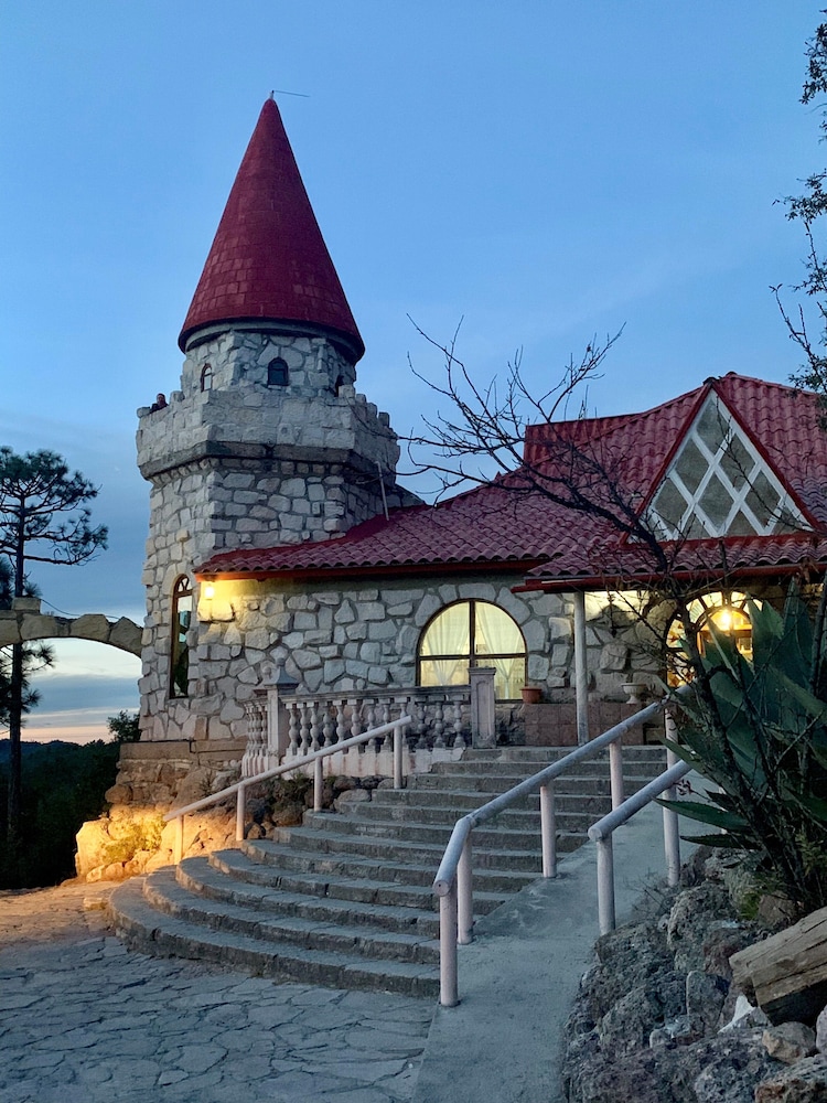 Hotel Mision Barrancas Del Cobre 2/50