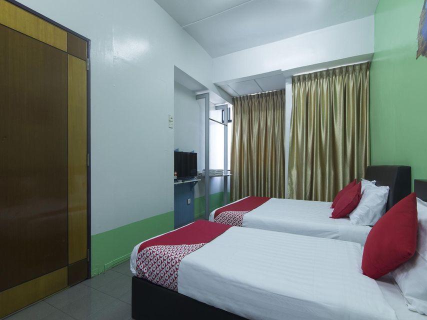 Suite, Triple, 1 Queen and 1 Single Bed