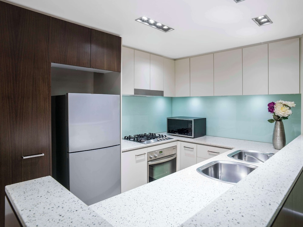 Oaks Brisbane Casino Tower Suites 38/50