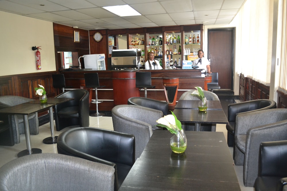 Hotel La Falaise Bonanjo 21/42