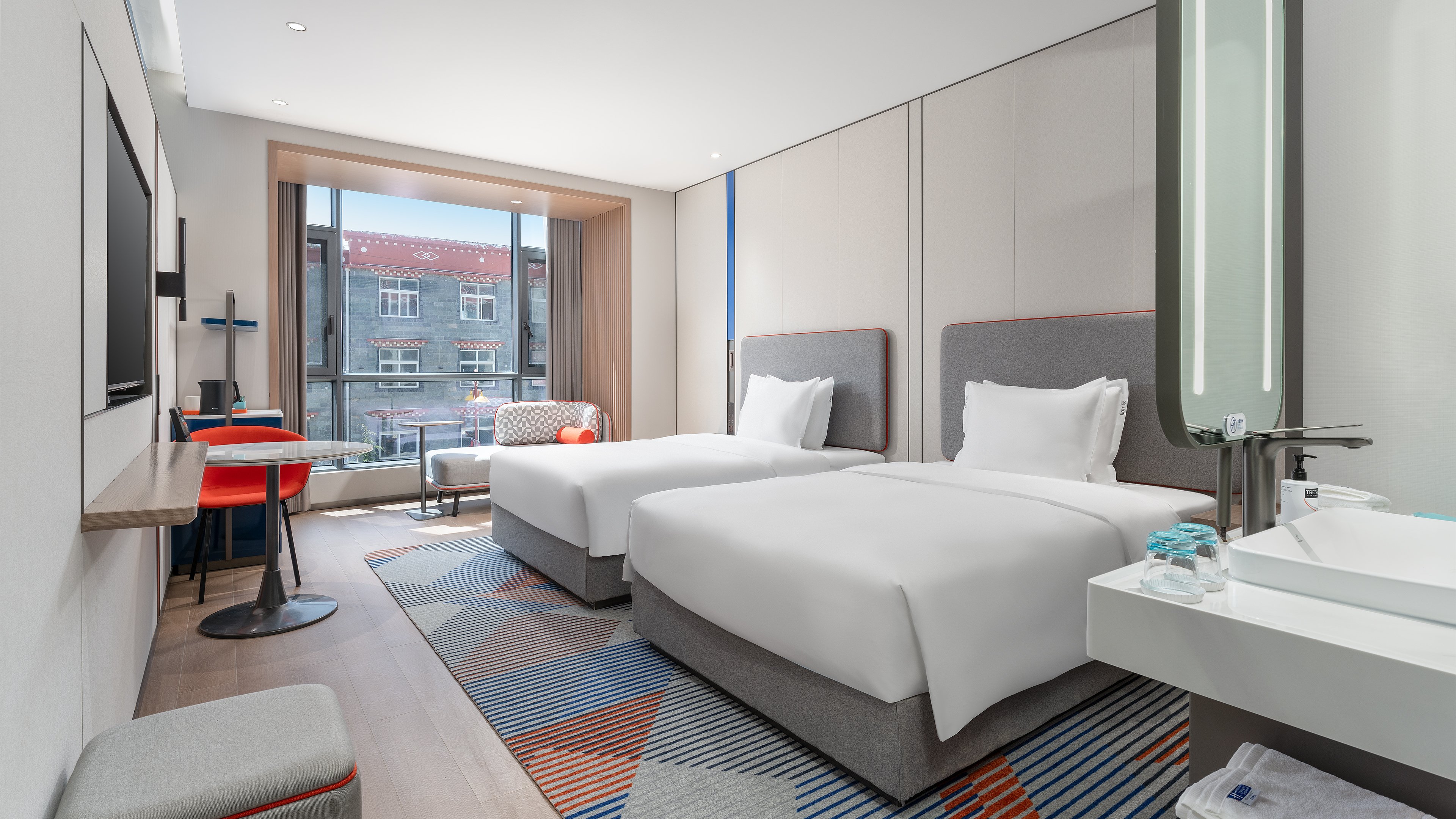 Standard, 2 Double Beds, City View