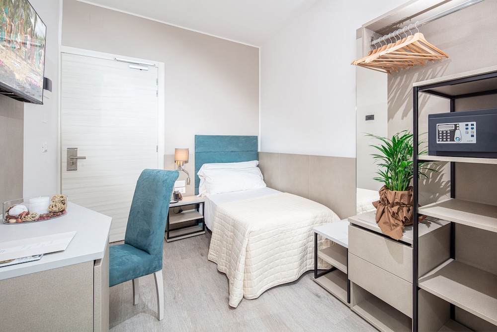 Hotel Pigalle 19/33