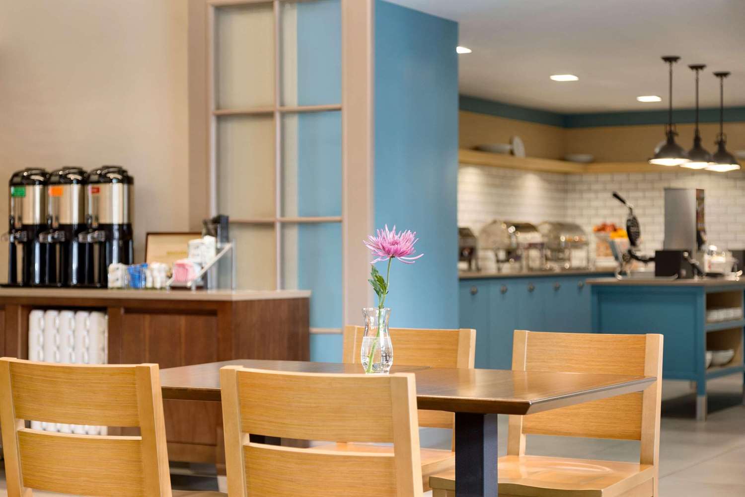 Country Inn & Suites by Radisson Seattle Tacoma International Airport, WA 37/44