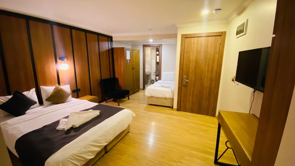Nupera Hotel 11/51