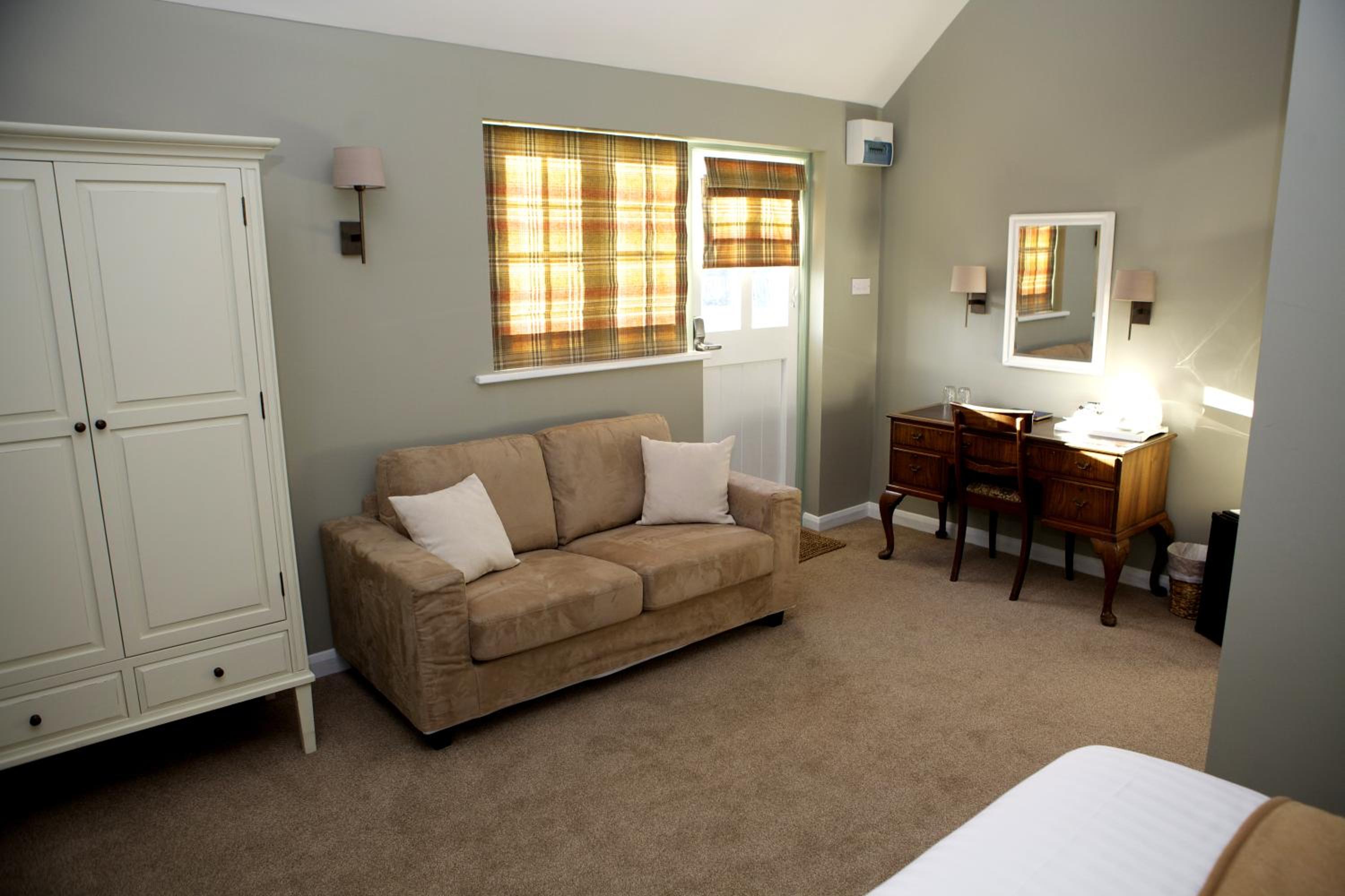 The Bull Inn Lodges 16/26