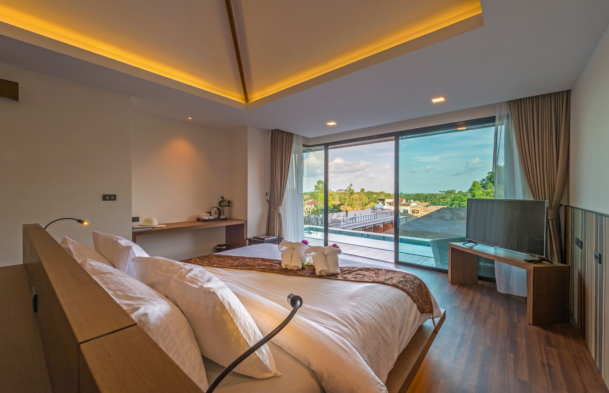 POOL, MOUNTAIN, VILLA, BATHTUB