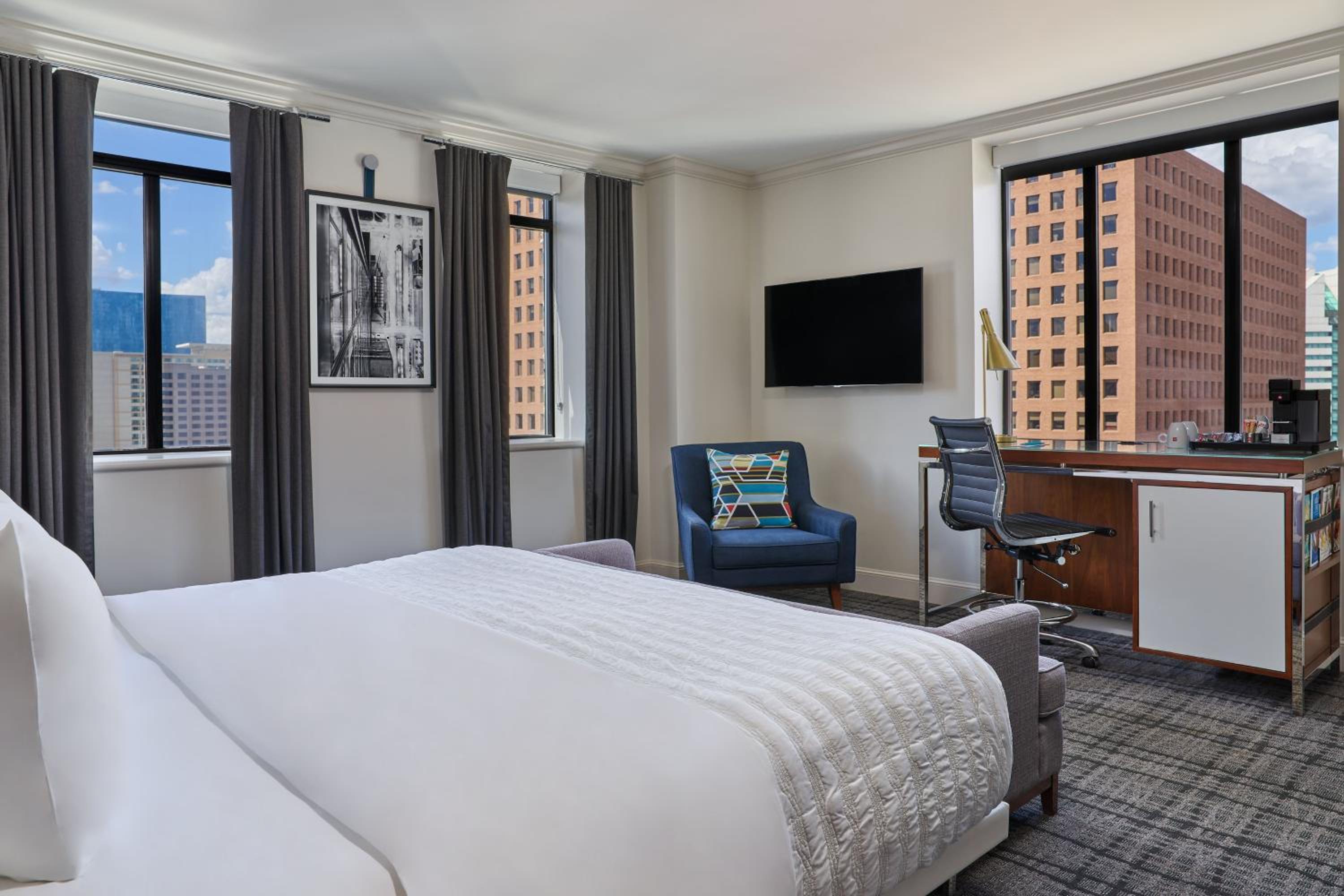 Room at Le Méridien Indianapolis, INDIANAPOLIS - IN