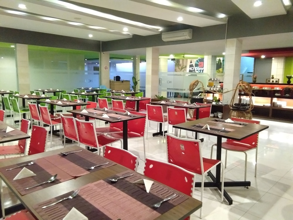 Hotel Candi Indah - Akpol Semarang 35/49