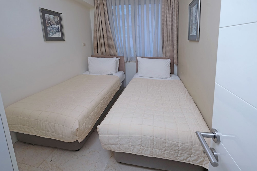 Cheya Gumussuyu Residence 15/55
