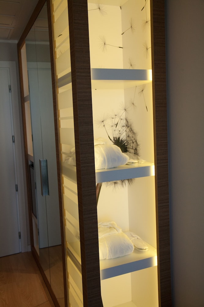 غرفة كومفورت رباعية بسرير مزدوج بشرفة، Oxygen Lifestyle Hotel 8/8