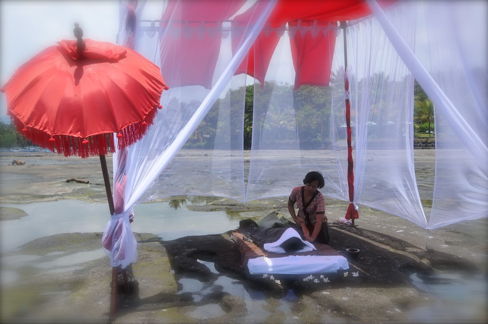 Puri Dajuma Beach Eco Resort & Spa 30/75