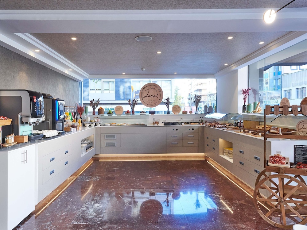 Mercure Barcelona Condor 7/75