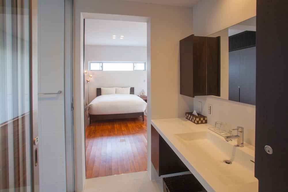 Kariyushi Condominium Resort Onna Maeda Base 8/31