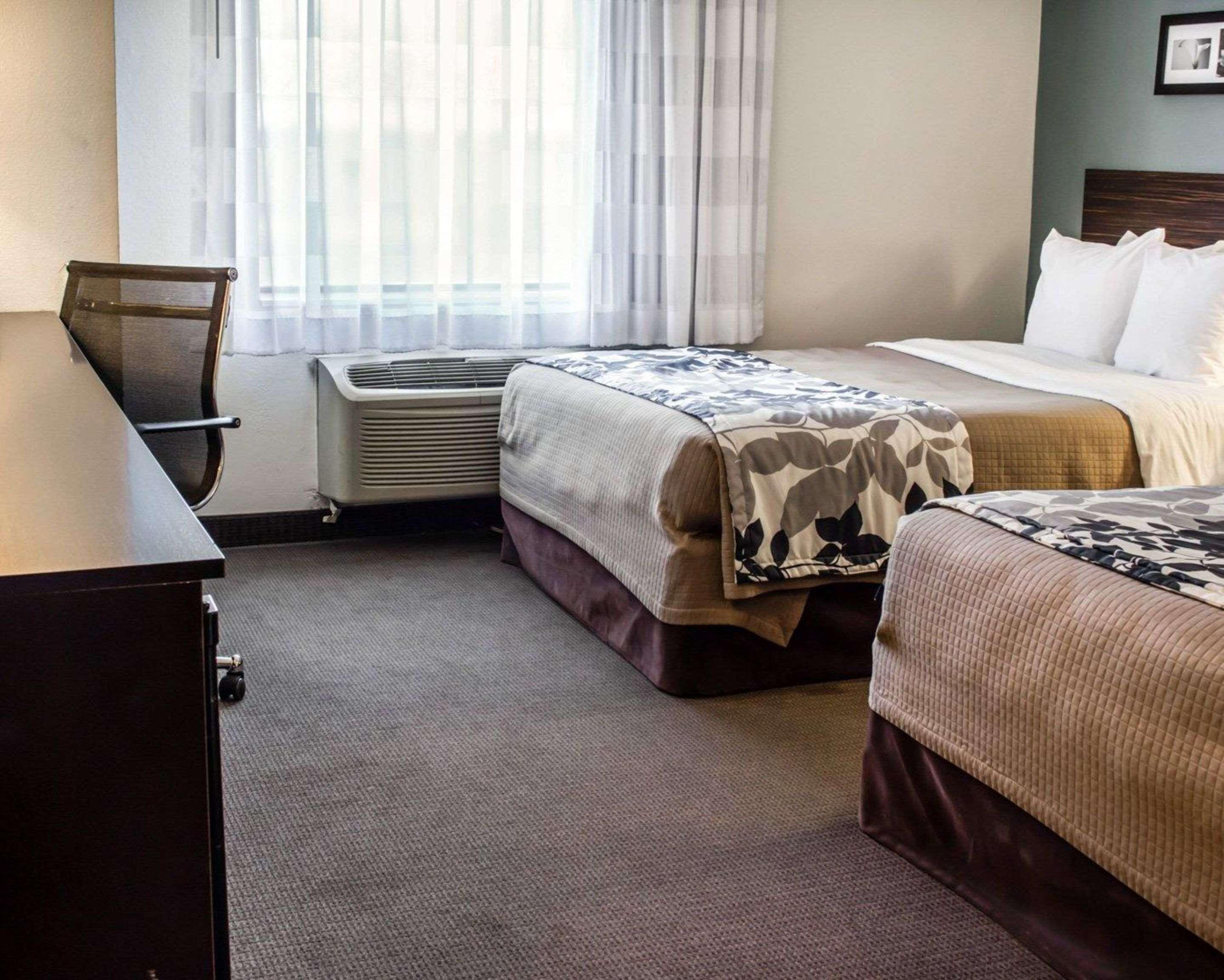 SUITE, 2 QUEEN BEDS