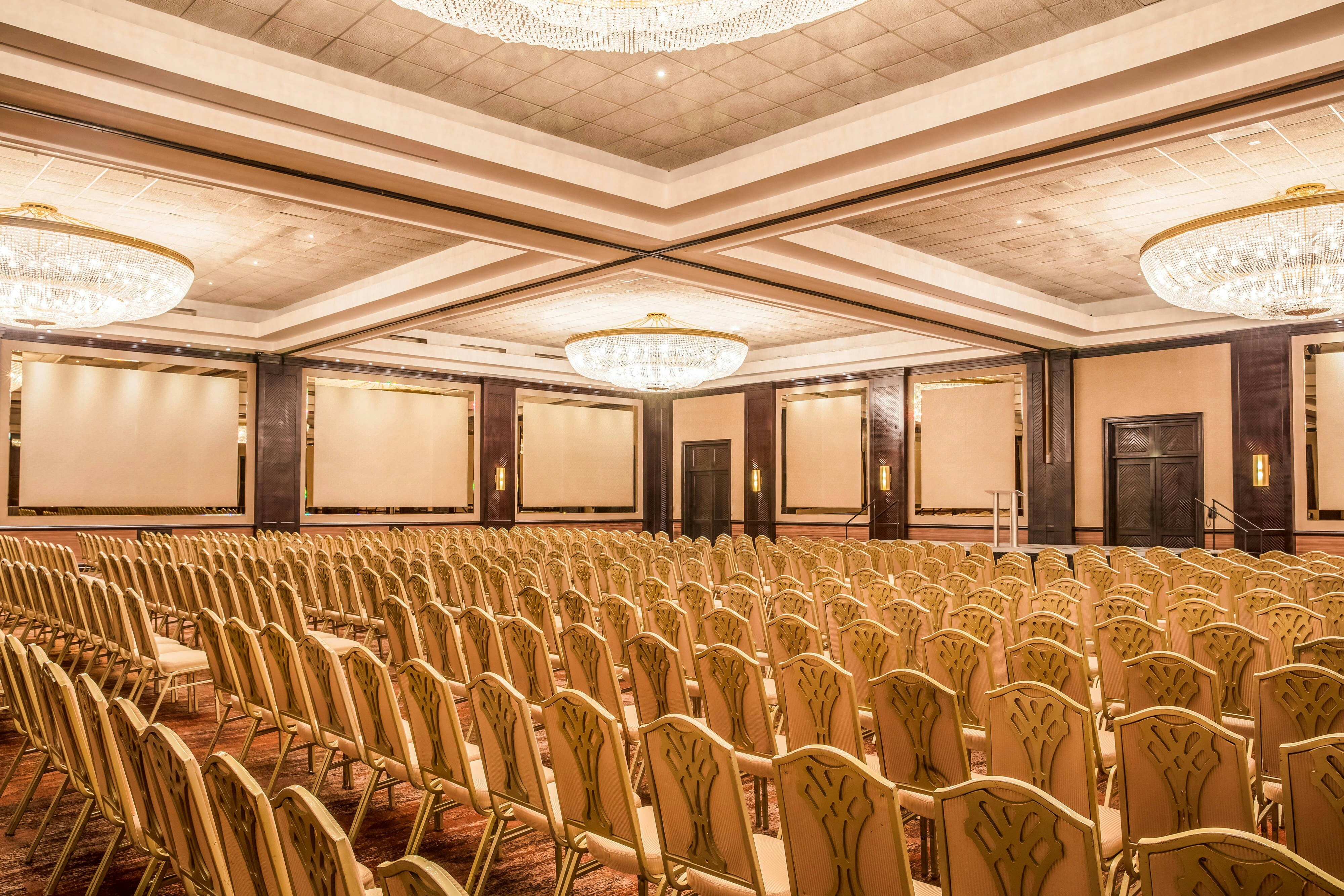 Sheraton Chihuahua Soberano 36/40