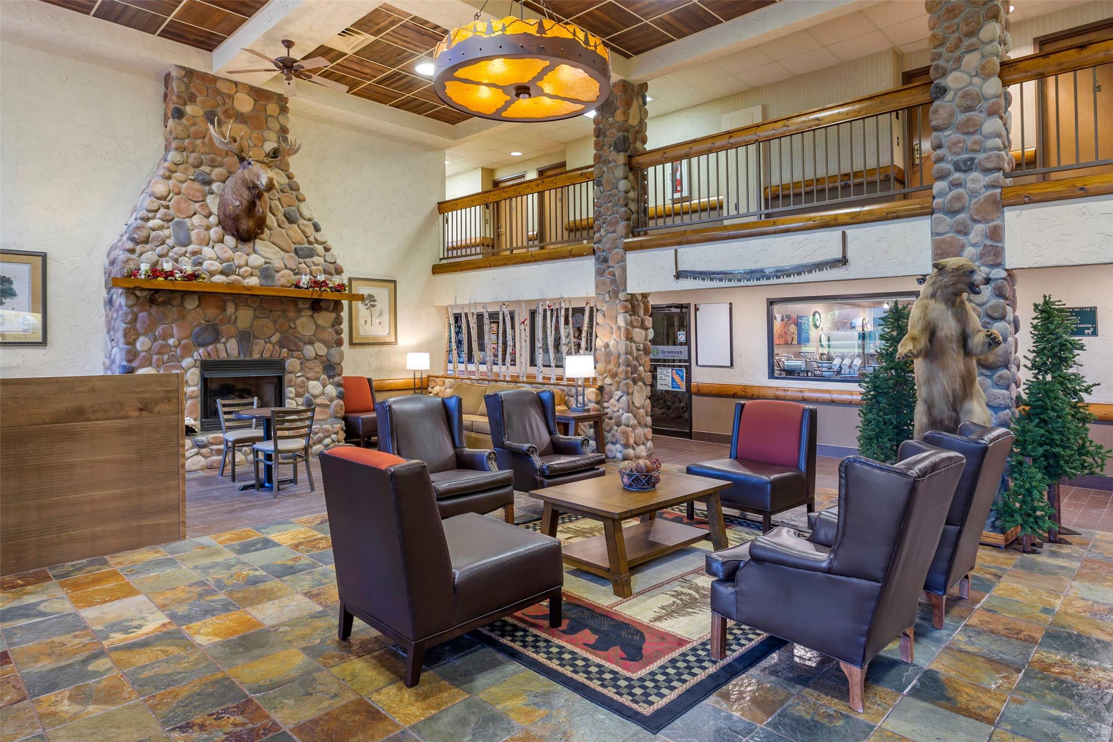 Comfort Inn and Suites Branson Meadows 30/44