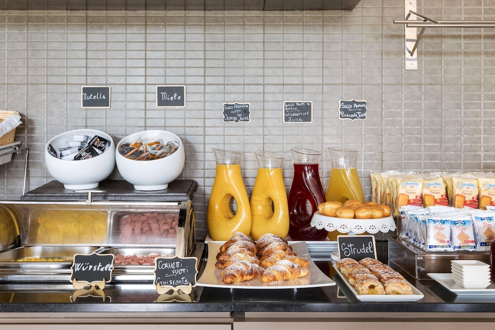 B&B Hotel Arezzo 33/49