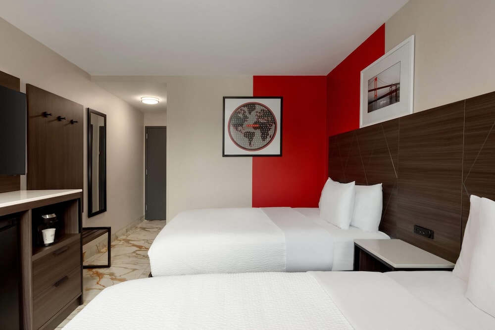 Ramada by Wyndham Brooklyn Empire Blvd 20/50