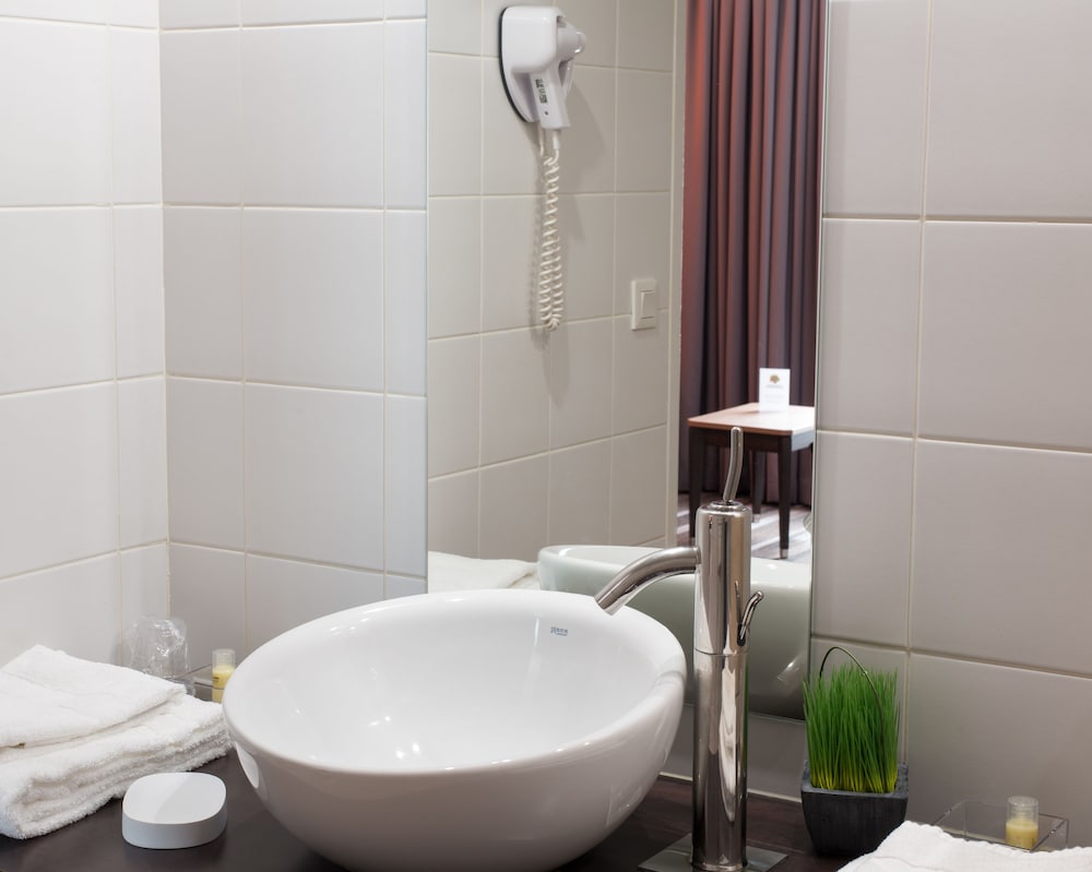 Mercure Agen Centre 17/67