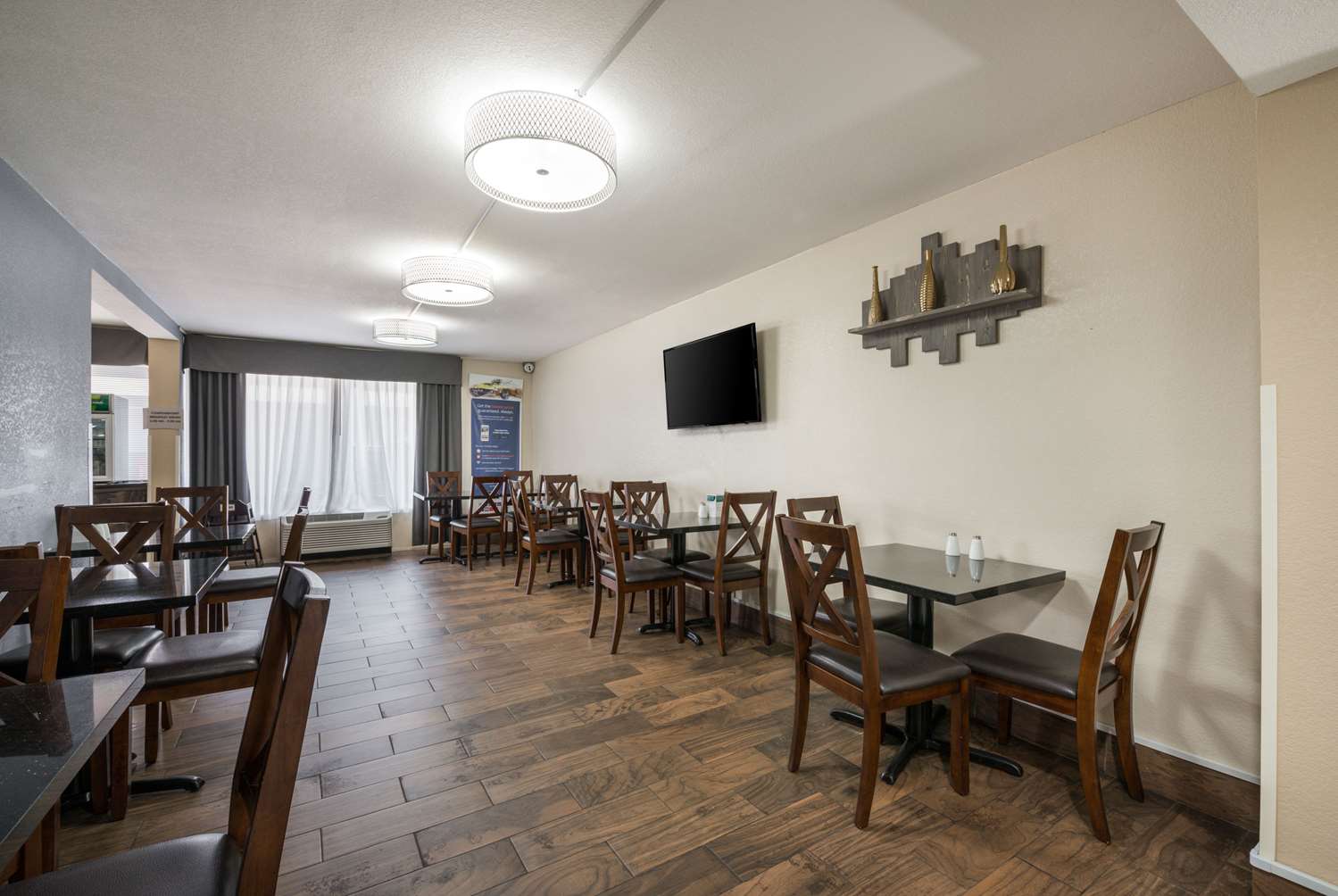 Quality Inn Concord Kannapolis 24/34