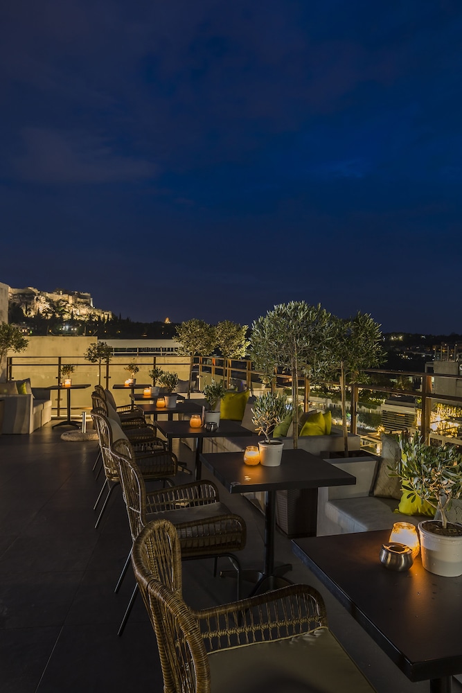 Royalty Hotel Athens 31/37