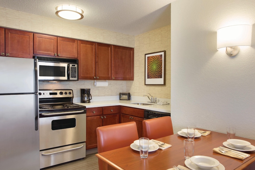 Residence Inn Marriott Joplin 25/41