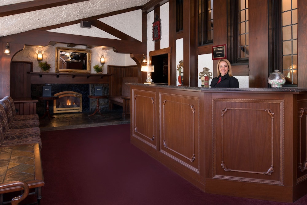 The Red Coach Inn 5/45