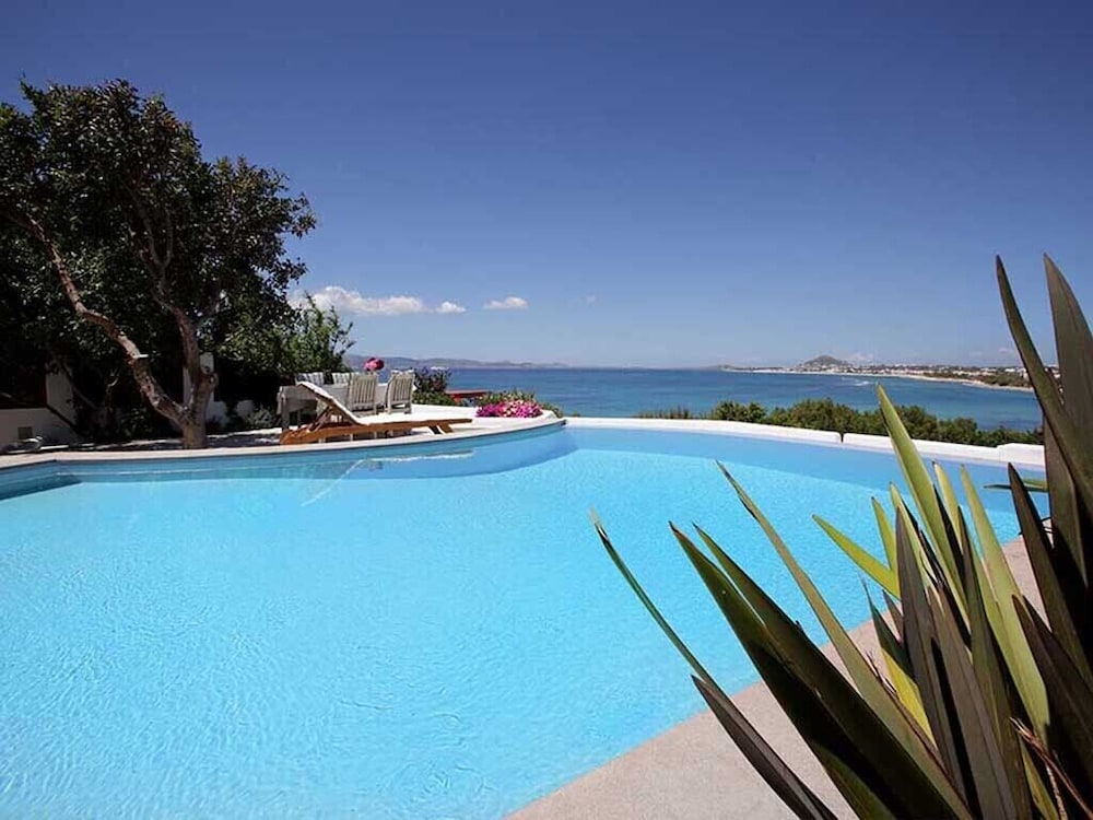 Villa Paradise 26/50