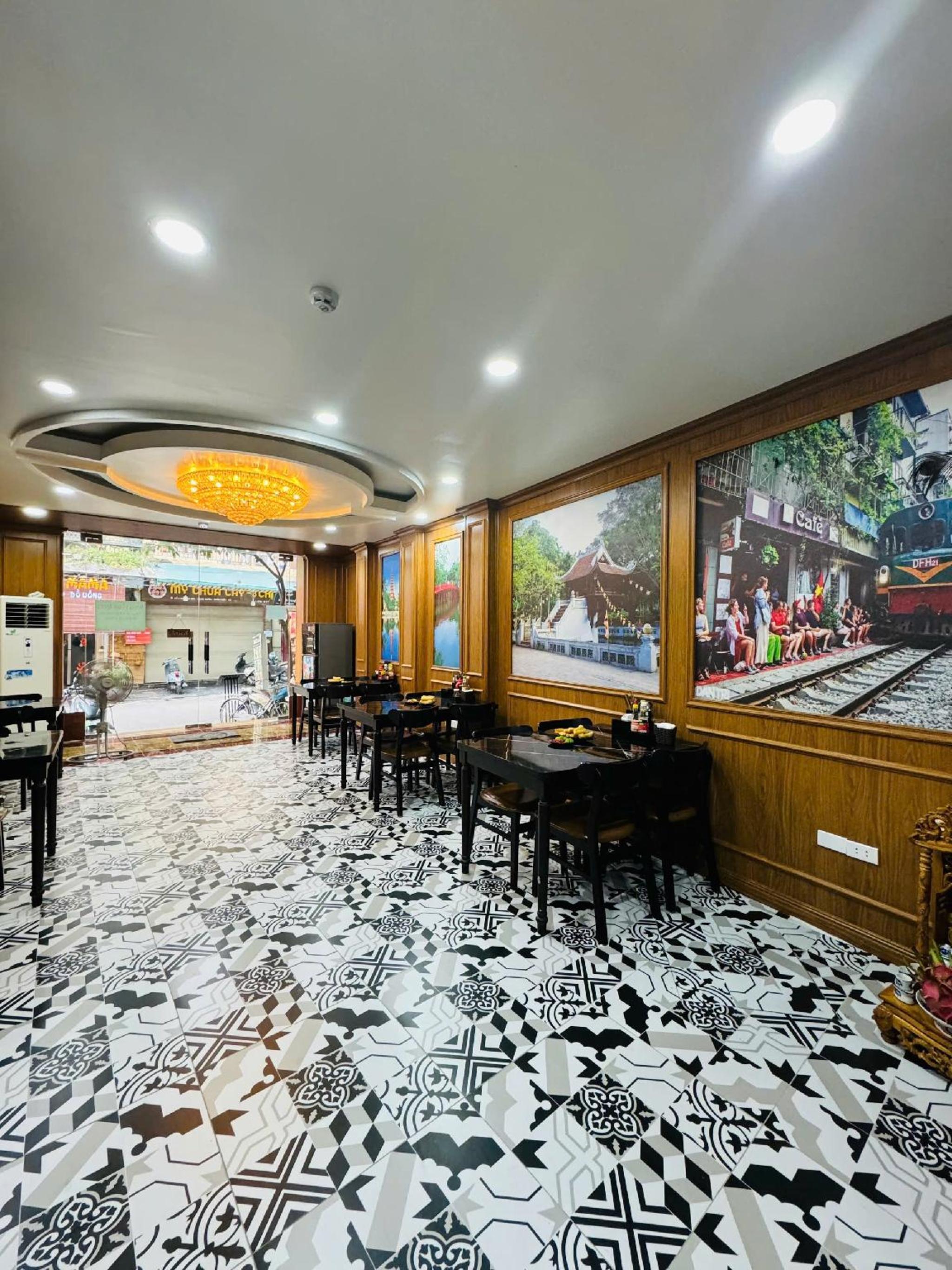Holiday Suites Hotel & Spa Hanoi 3/30