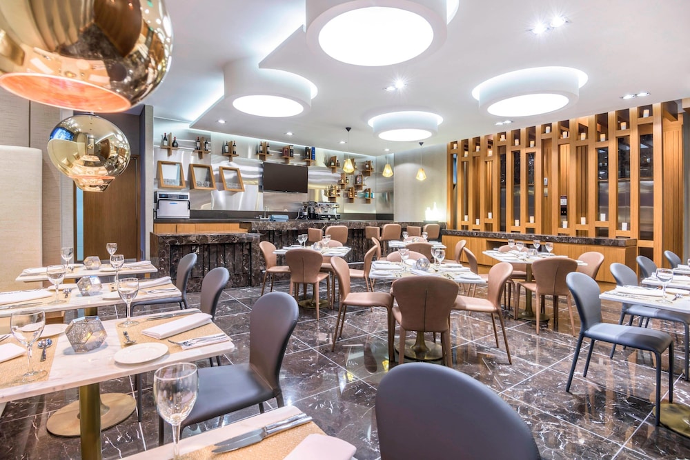 Courtyard By Marriott Bogota Airport 42/65
