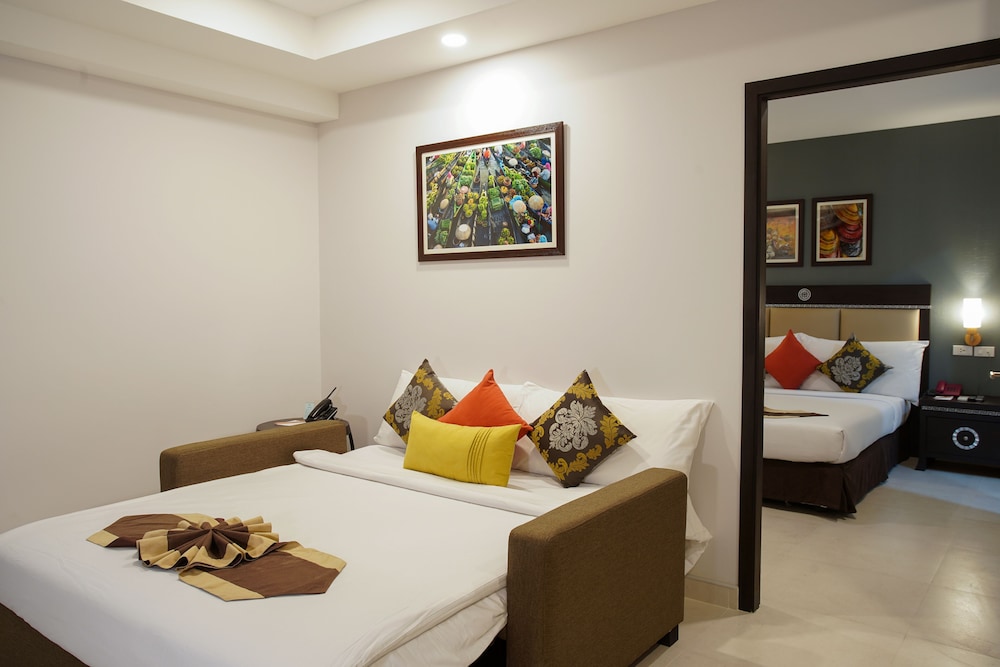 Mac Boutique Suites 53/69