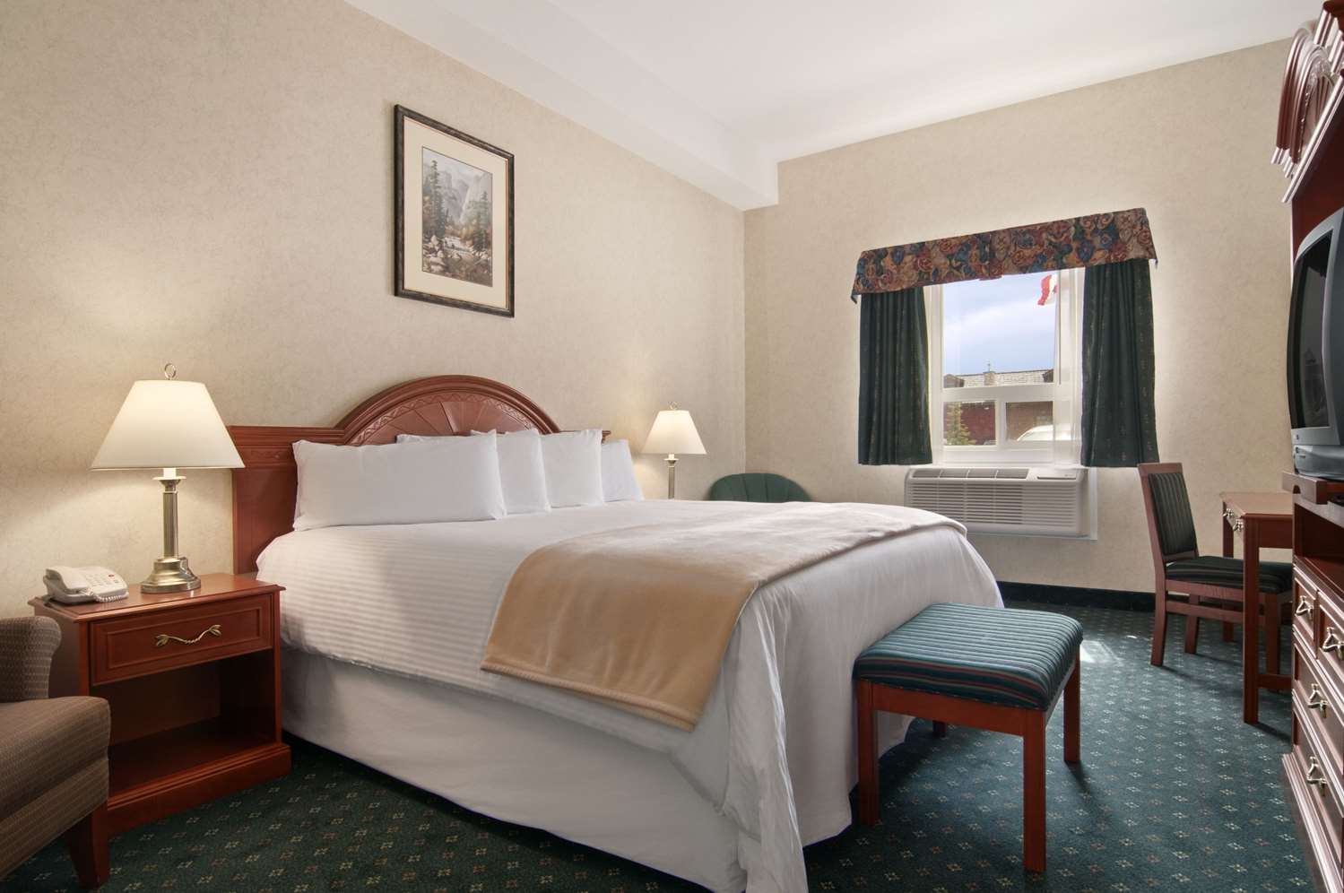 Travelodge by Wyndham Strathmore 4/22