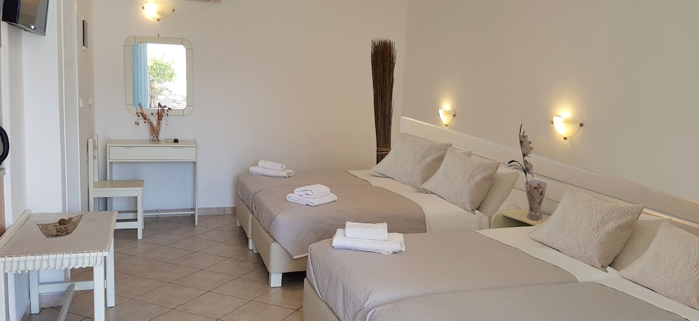 Paros Paradise Apartments 35/65