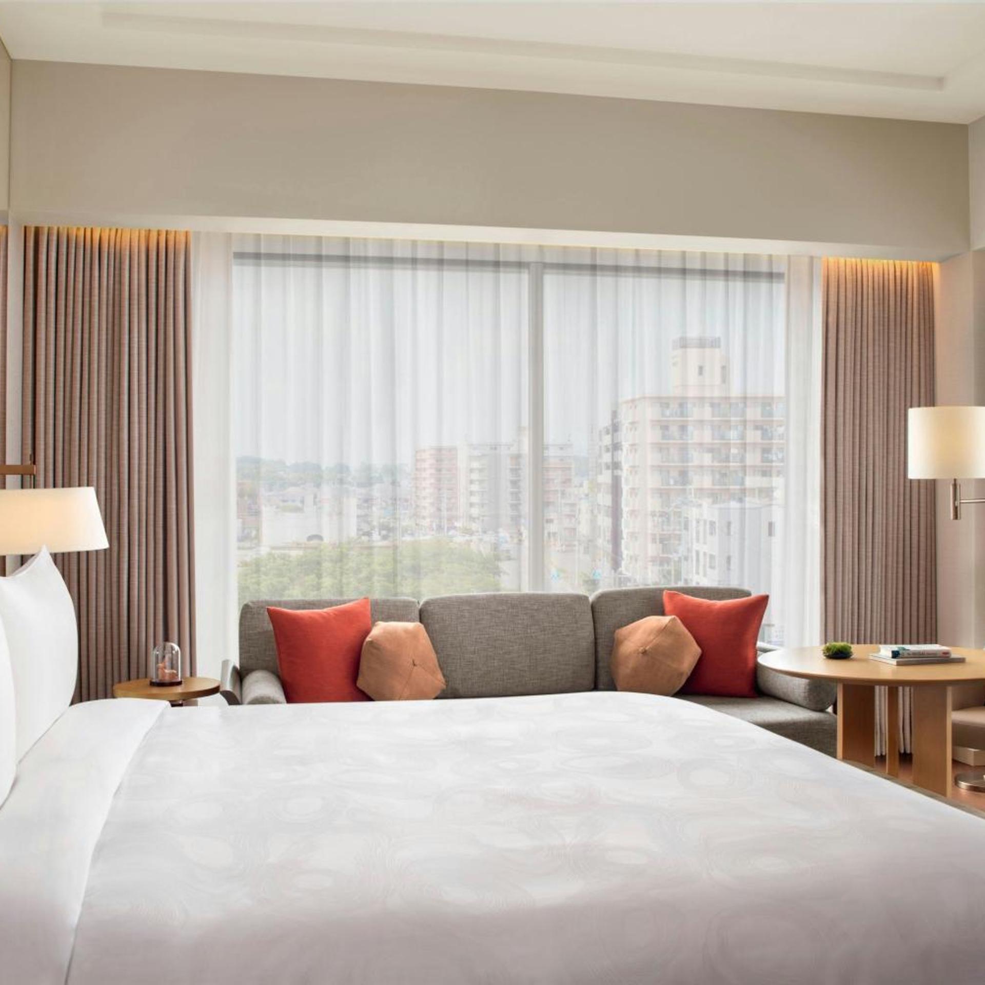 Nara, Junior Suite, King Bed, City View, Sofa