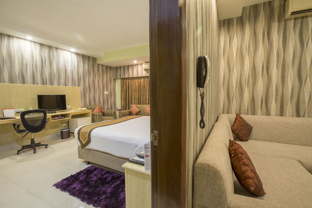 ASCOTT-THE RESIDENCE 33/74