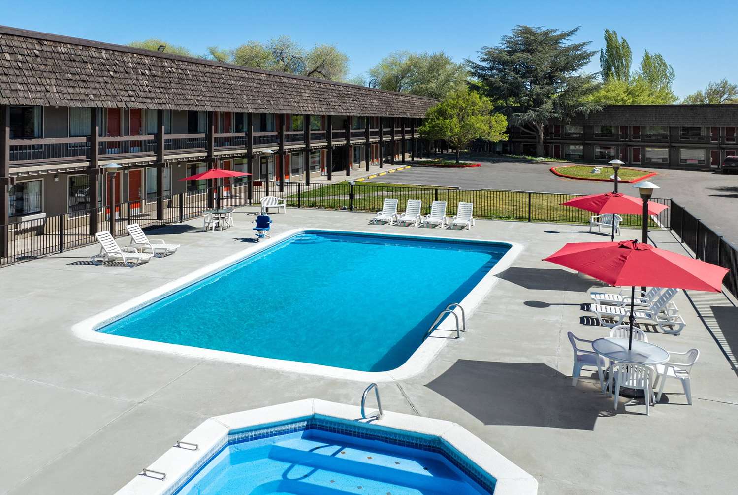 Days Inn by Wyndham Klamath Falls 33/48