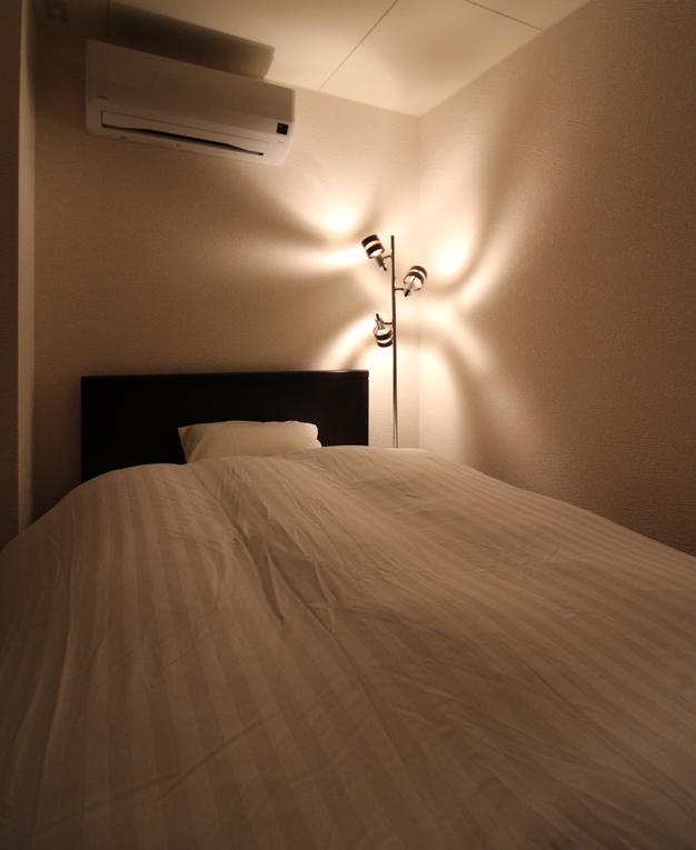 Semi Room, Standard, Single, Semi Double Bed