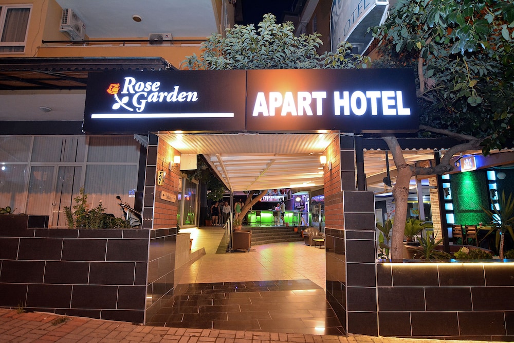 Rose Garden Aparthotel 10/71