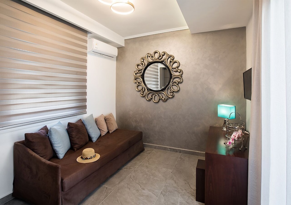 Sun Residence 10/36