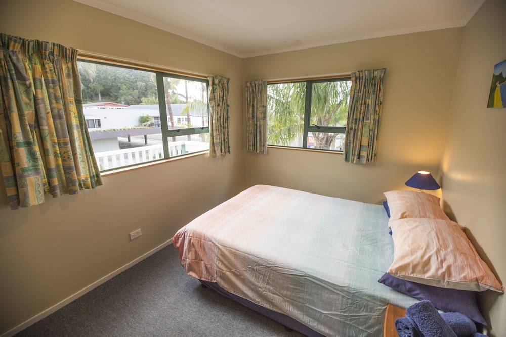 Bay of Islands Lodge 10/45