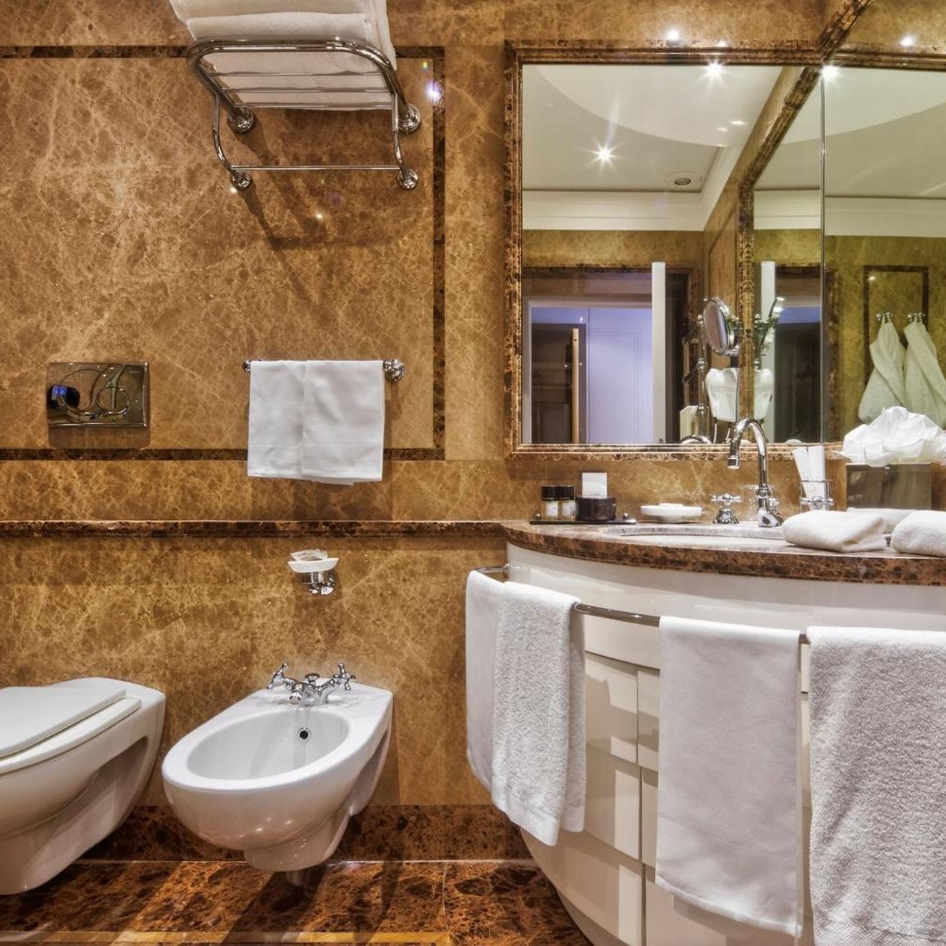 Deluxe, Suite, King Bed, San Marco View، San Marco Luxury - Canaletto Suites 4/5