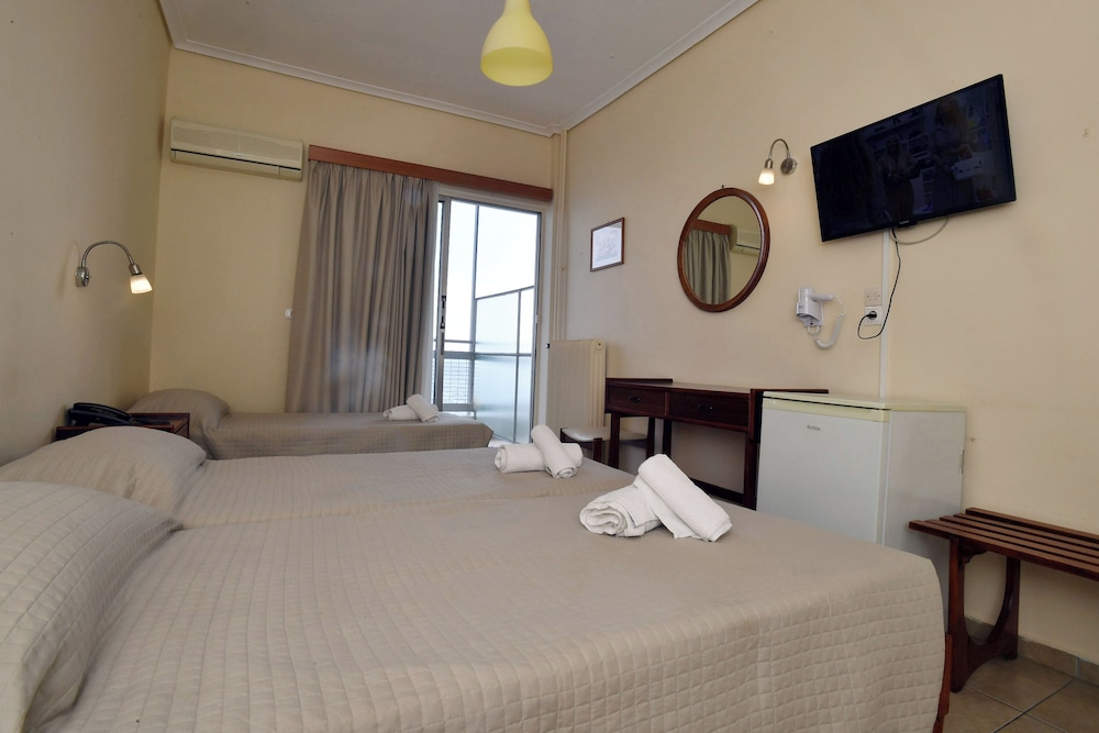 Siagas Beach Hotel 10/47