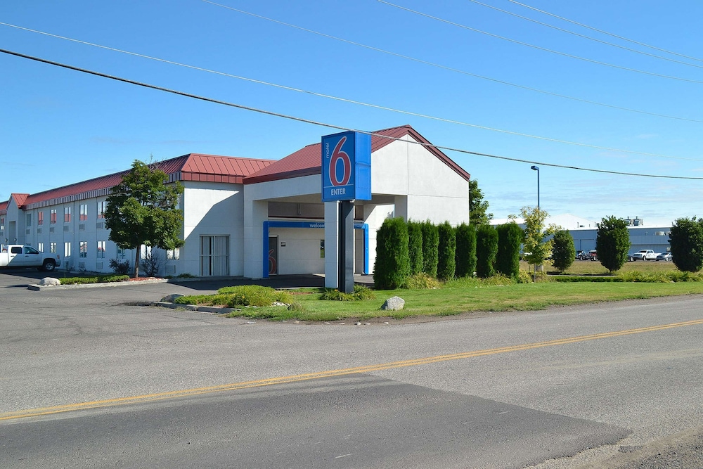 Motel6 Billings, MT - North 43/50