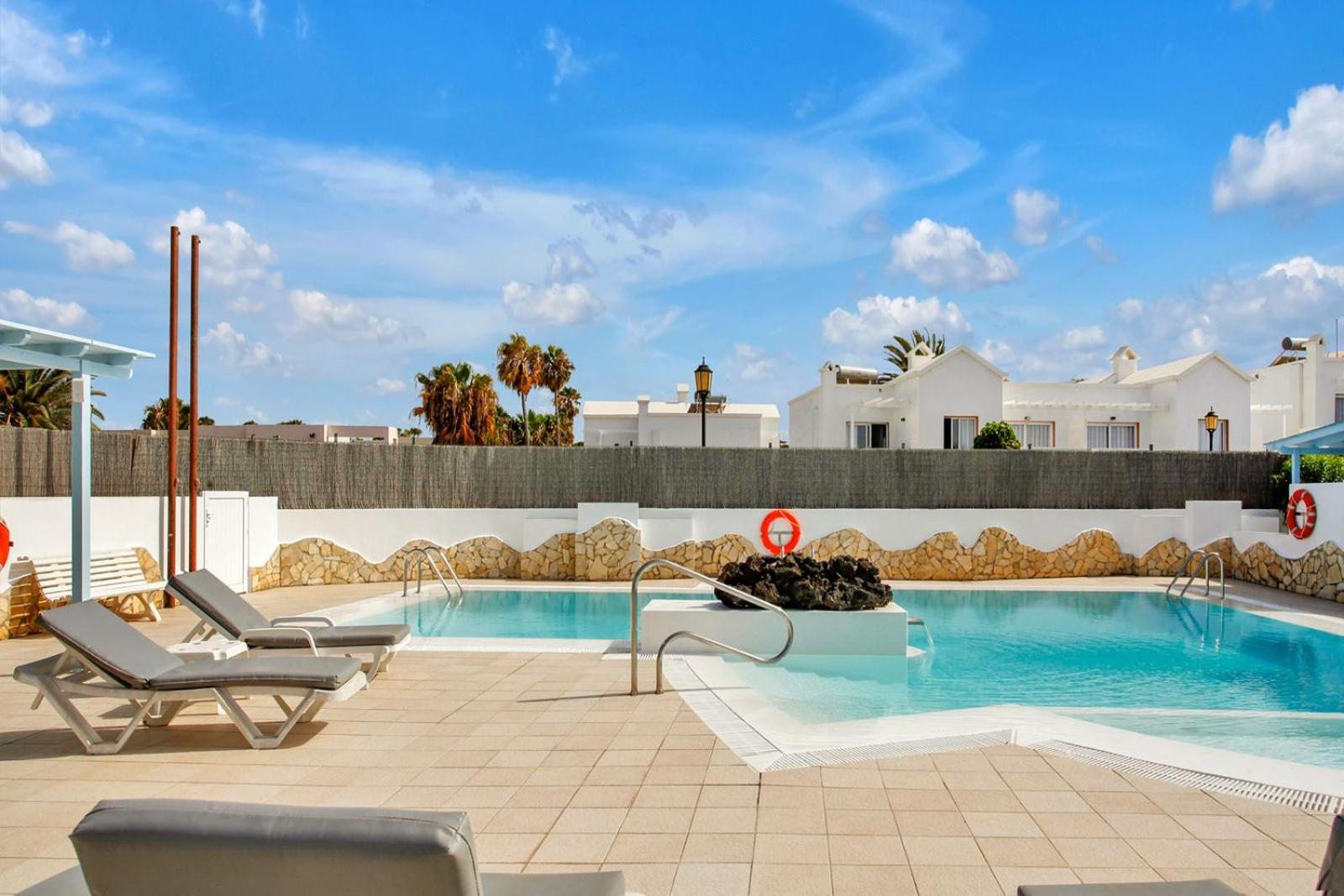 Apartamentos LIVVO Mar Azul 22/27