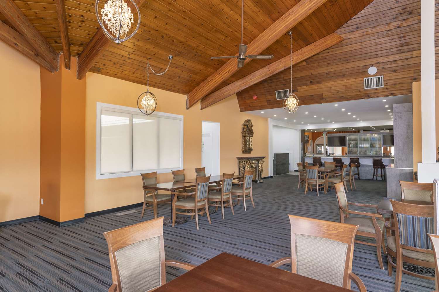 restaurant cafeteria