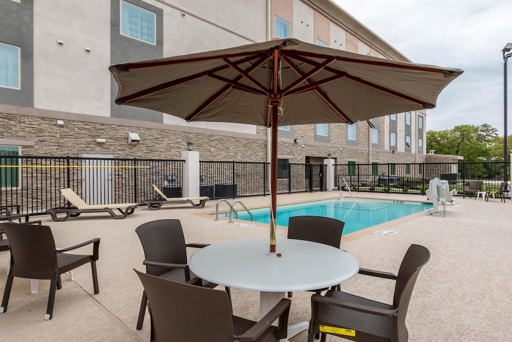 Sleep Inn and Suites College Station Area 38/46