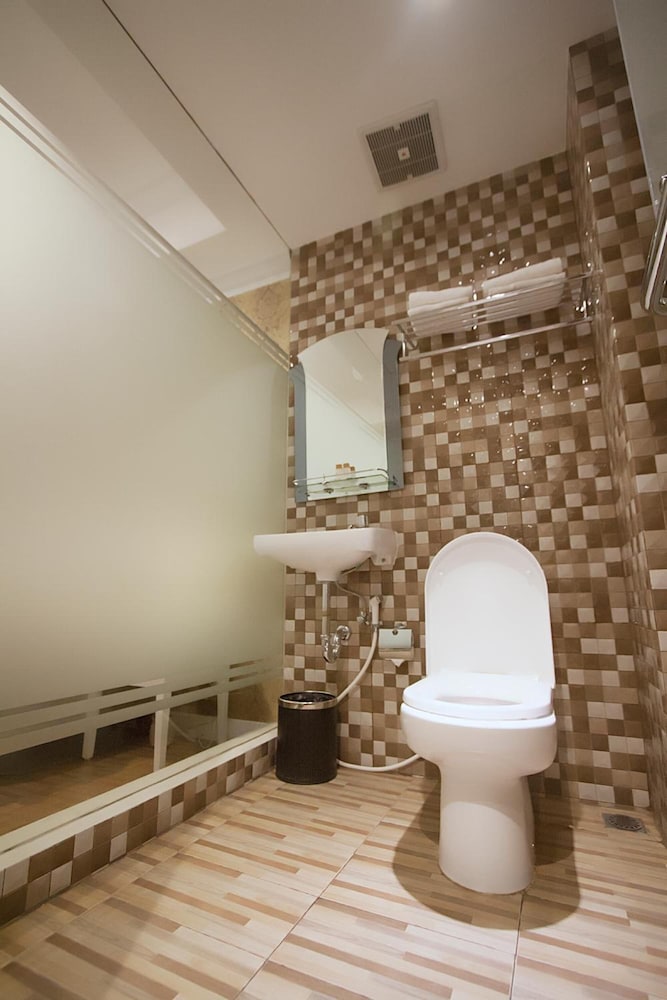 F Hotel Jakarta 32/32