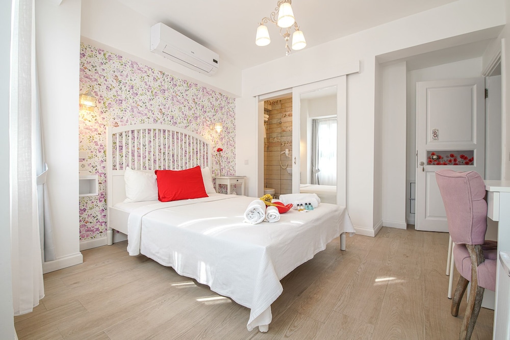 Gelincik Hotel 5/20